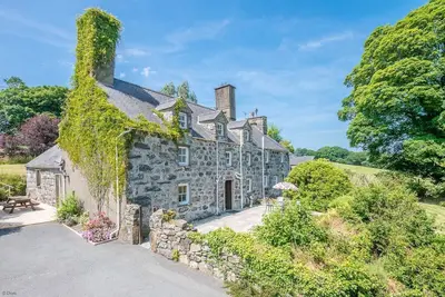 Image de Bwthyn-Betws | Character Holiday Cottage With Mountain Views