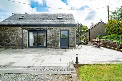 Image de Muriau-Bach | A Cosy Farm Retreat for Two