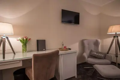 Image de Double room, shower or bath, Wc comfort - Hotel Stadt Aurich