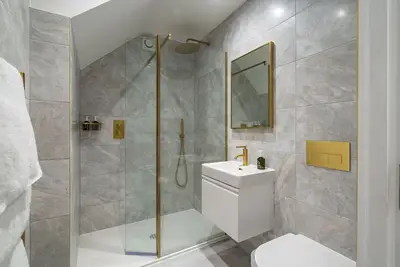 Image de Coastal 2-bed lodge with sea views, 24hr concierge and short walk to beaches