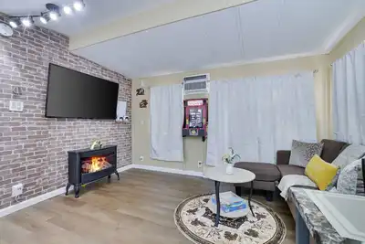 Image de Eagle Lake Cozy 2br Pocono Cabin Near Attractions