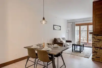 Image de Tremblant Alpine Haven | Ski-In/Out | Pool & Spa