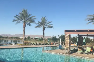 Image de Charming 2-bedroom house with WiFi, Ac in amazing Surprise 55 plus Pickleball!