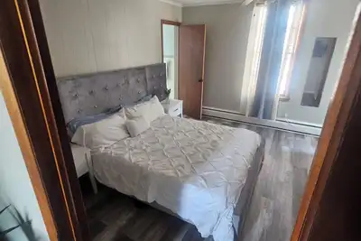 Cozy 1-bedroom apartment with WiFi, Ac in welcoming Sandusky