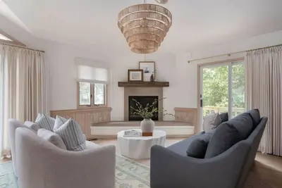 Stylish Home with Pool, Hot Tub & Walk to Beach