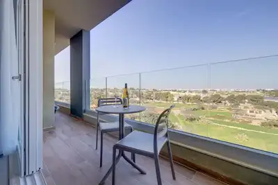Image de Village Vista, Stylish 2 Bedroom Apartment