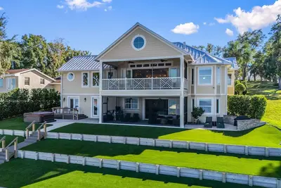 Image de You’ve found the most luxurious lakefront rental in Central Florida!