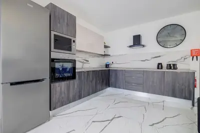 Image de Stylish 3br Apartment by the Promenade