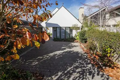 Image de Stylish Fendalton Townhouse - Prime Location
