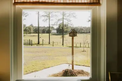 Image de Charming 2-bed farmhouse in lovely, historic red hills of Tallahassee -WiFi/Ac.