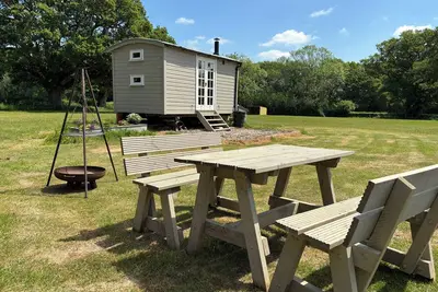 Image de Shepherds Hut 2, pet friendly, with open fire in Northchapel