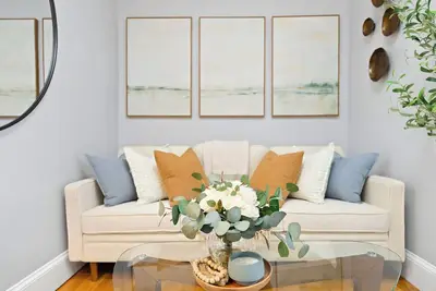 Image de Lux 4 Bedrooms/2 Bathrooms. Walk to Harvard, T line + Free Parking