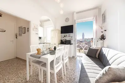 Image de Spacious 3-Bedroom 'Letters to Juliet' Apt in Historic Center