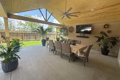 Image de Spacious 6-bedroom 1 story house in fantastic Cypress with WiFi, Ac