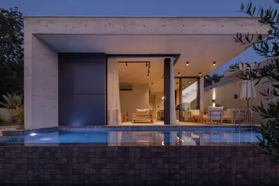Image de Luxury Bungalow with Infinity Pool and Scenic Views