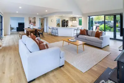 Image de Group Retreat Near Top Wedding Venues Games Room