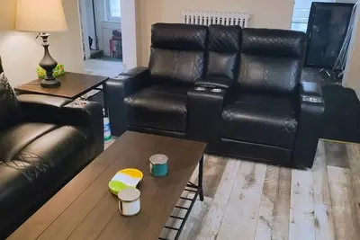 Image de Honey Comb Hideout 3Br. House Albany