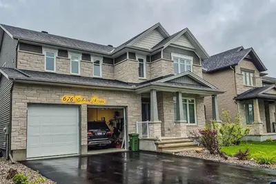 Image de Elegance and serenity on Parkview Terrace/Élégance et sérénité sur Parkview Terr