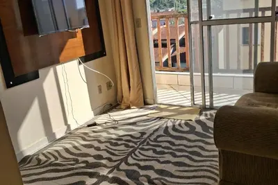 Image de Relax on the beach in safety and peace. With 24-hour cameras and indent. facial.