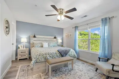 Image de Brand New! Condo in Hart of Ozarks, Hot Tub, Views, Family Friendly!