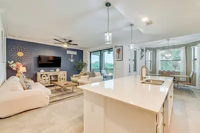 Image de Balcony w/ Course View: Lakewood National Getaway