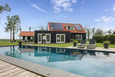 Image de Fantastique propriété avec piscine privée.