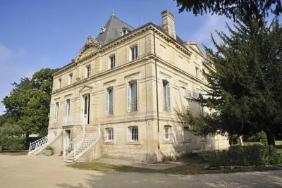 Image de Votre Château dans les Vignes près de Bordeaux