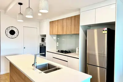 Image de Newly Built 3 BDMs Besides Chartwell Shopping Mall