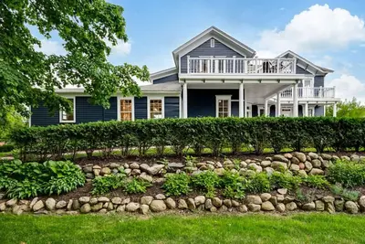 Image de Luxurious Estate Rental: 10 Bedrooms, Sleeps 23—Perfect for Groups & Events!