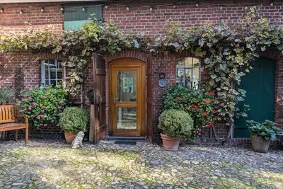 Image de Romantic farm vacation apartment