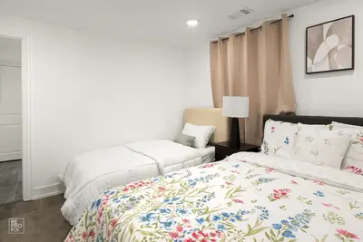 Image de Charming 2-bedroom apartment in fabulous Chicago with WiFi, Game Space