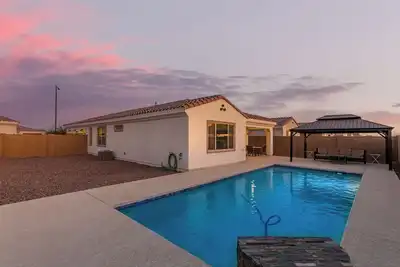 Image de Buckeye Paradise- Pool, Bbq & Pet Friendly