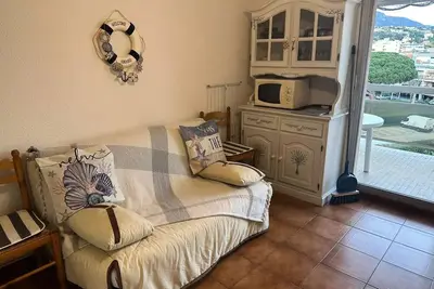 Image de Joli studio à 6 minutes a pieds des plages