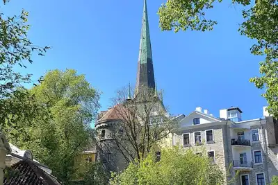 Image de Stay in a real medieval tower (lower floors)