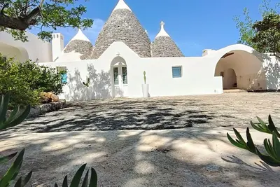 Image de Relaxation and privacy a few miles from the sea Experience an authentic country experience