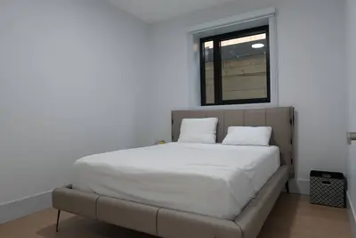 Image de 2-Bedroom Stay for Max 5 Guests-Near Vancouver