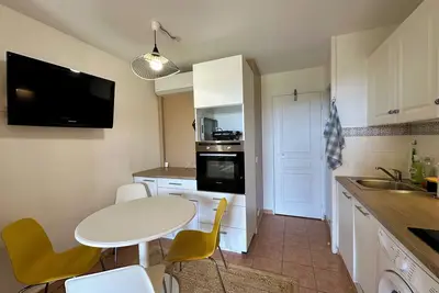 Image de Appartement climatisé avec piscine et jardin, à l'entrée du Golfe de St Tropez!