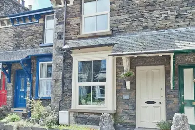 Image de Bumble Choo sleeps 6 Lake District cottage with parking in heart of Windermere