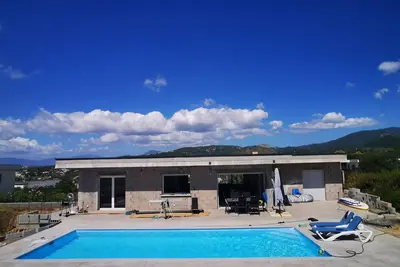 Image de Maison avec piscine privative à  2 km d'Agosta-plage.