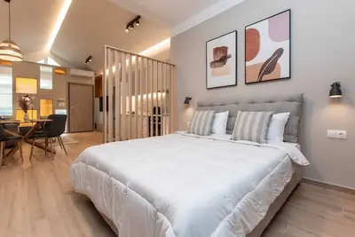 Image de Cozy 1-bedroom apartment with WiFi, Ac in awesome Thessaloniki