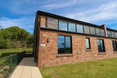 Image de Oak Tree Cottage, pet friendly, with a garden in Frizington
