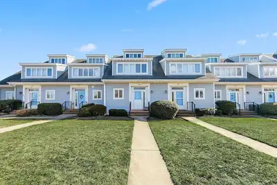 Image de Luxury Reno Lewes Townhouse – Near Beaches & Downtown