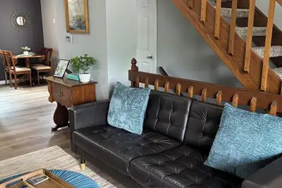 Image de 2 Bed 2 Bath Bettendorf Loft, Great Price & Location!