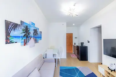 Image de 2-bedroom condo in welcoming Lapu-Lapu City with WiFi, Ac, free parking /6person