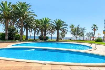 Image de Roses Holiday Center by Interhome