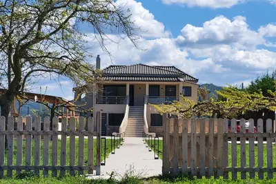 Image de Sea Echoes Villa- Luxury 6-Bedroom Villa by the Sea– Ideal for Groups & Families