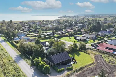 Image de \"Harri\" - 400m from the sea by Interhome