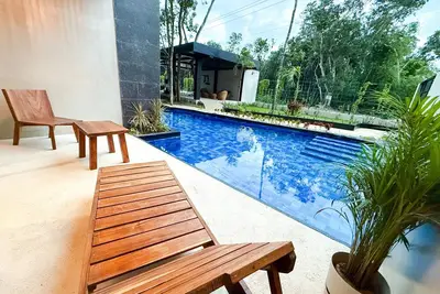Image de New Condo with King Bed and Swim Up Pool
