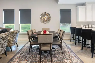 Image de New! Hidden Gem 3 Br Farmhouse on 25+ Gated Acres in Nacogdoches, No Pet Charge