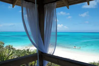 Exclusive 2-bedroom Villa at Sandy Toes on Private Island